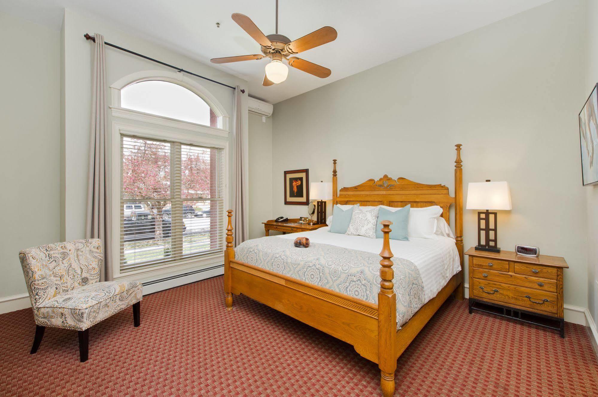 The Bradley Hotel Boulder
